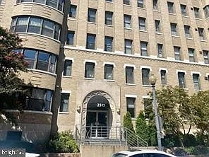 1 bed, 1.0 bath, 560 sqft, $2,250 — Photo 2
