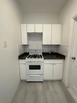 Rented by Orchard Plaza, LLC | media 10