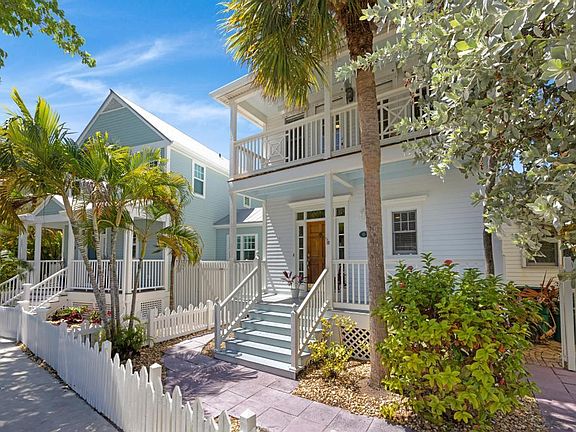 2nd image of 6 Spoonbill Way