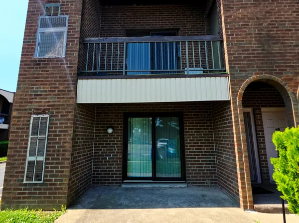 2727 Rhawn St APT 10A, Philadelphia, PA 19152