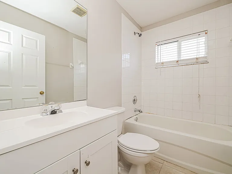 11025 Whittney Chase Dr — Photo 15
