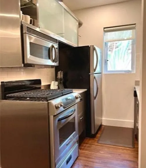 1751 James Ave #203 — Photo 6