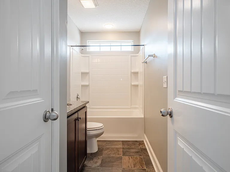 717 Highgrove Ct — Photo 57