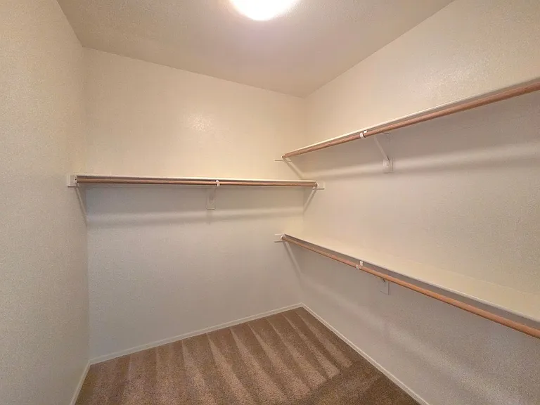 609 W Rio Vista Ln — Photo 13