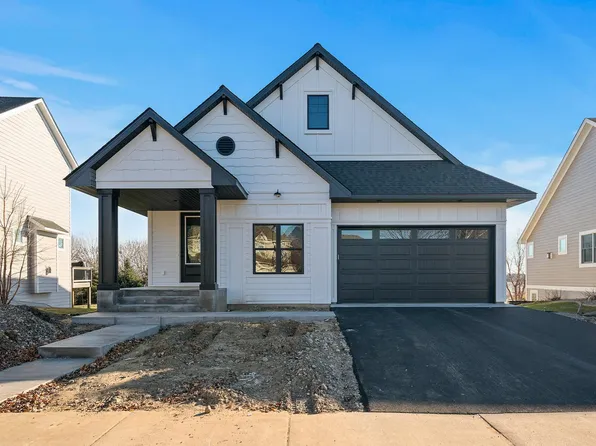 6672 Lamplight Dr, Albertville, MN 55301