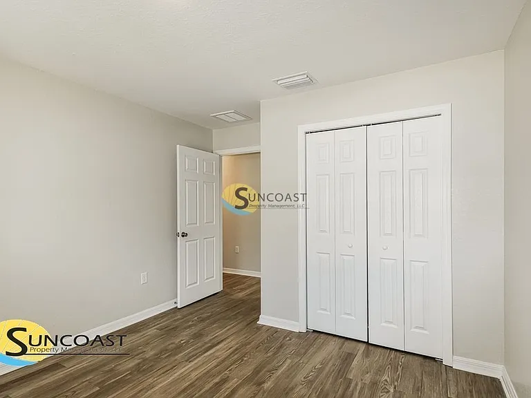 7893 N Jamaica Dr — Photo 11