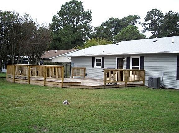 2nd image of 3719 Burr Ln