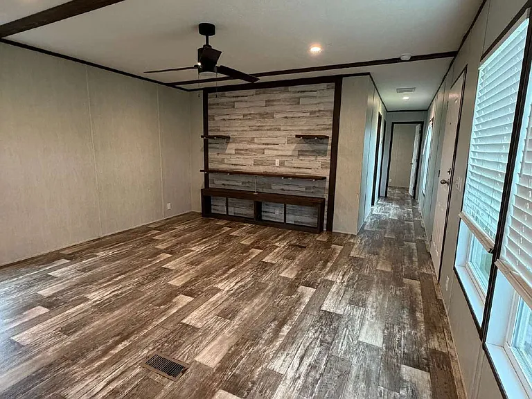 1635 Johnny Murphy Rd #B9 — Photo 3