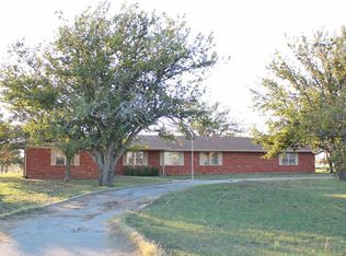 8205 SW 38th St, Lawton, OK 73505