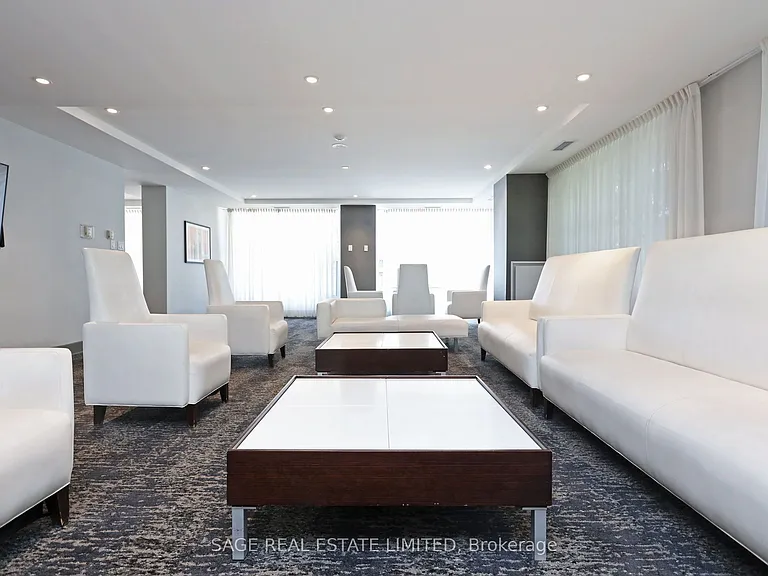 11 Soho St #405 — Photo 21