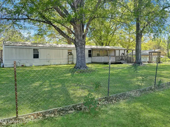 165 Carol Ave, Florence, MS 39073