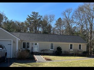 7 Craft Rd, Forestdale, MA 02644