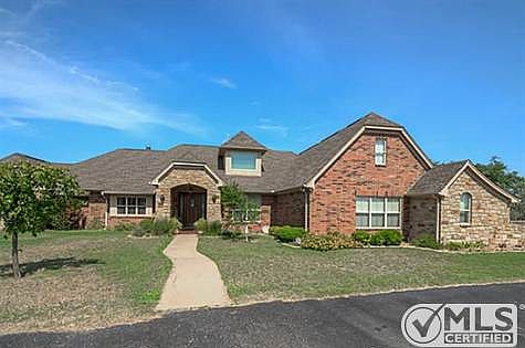 2nd image of 404 Lantana Dr