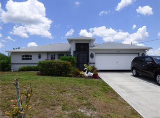 2404 Christopher Ave N, Lehigh Acres, FL 33971