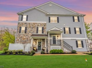 15 Whiteweld Ter, Clifton, NJ 07013