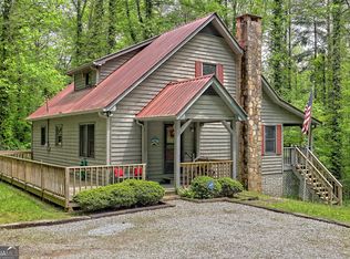 152 Applewood Dr, Tiger, GA 30576