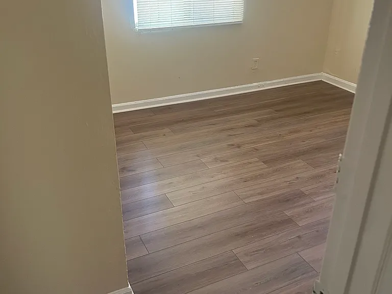 5894 Patterson Ave — Photo 5