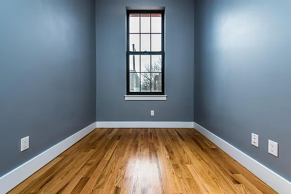 Rented by Nooklyn NYC LLC | media 34