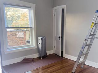 7510 N Winchester Ave APT 3, Chicago, IL 60626