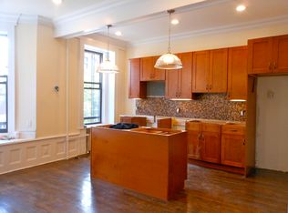 320 7th Ave, Brooklyn, NY 11215