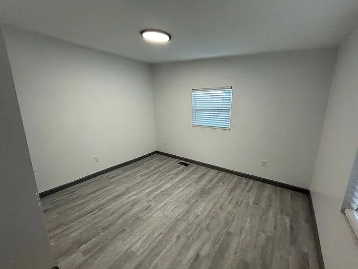 1477 Olive St SW — Photo 10