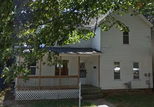 833 W Pleasant St Photo 1