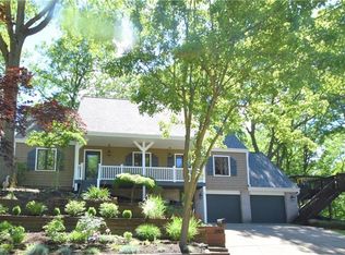 245 Windward Dr, Elyria, OH 44035