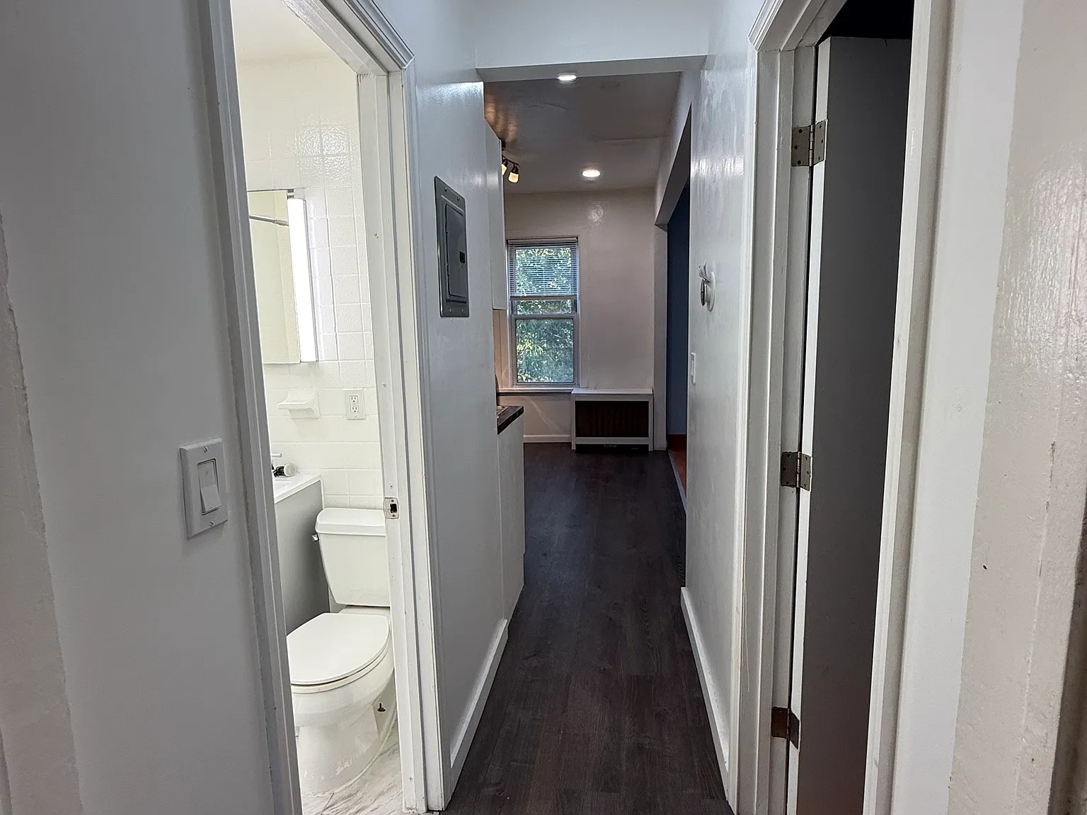 3 bed, 1200 sqft, $2,800 — Photo 3