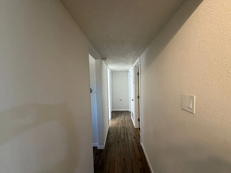 1512 Clancy Dr NE — Photo 9