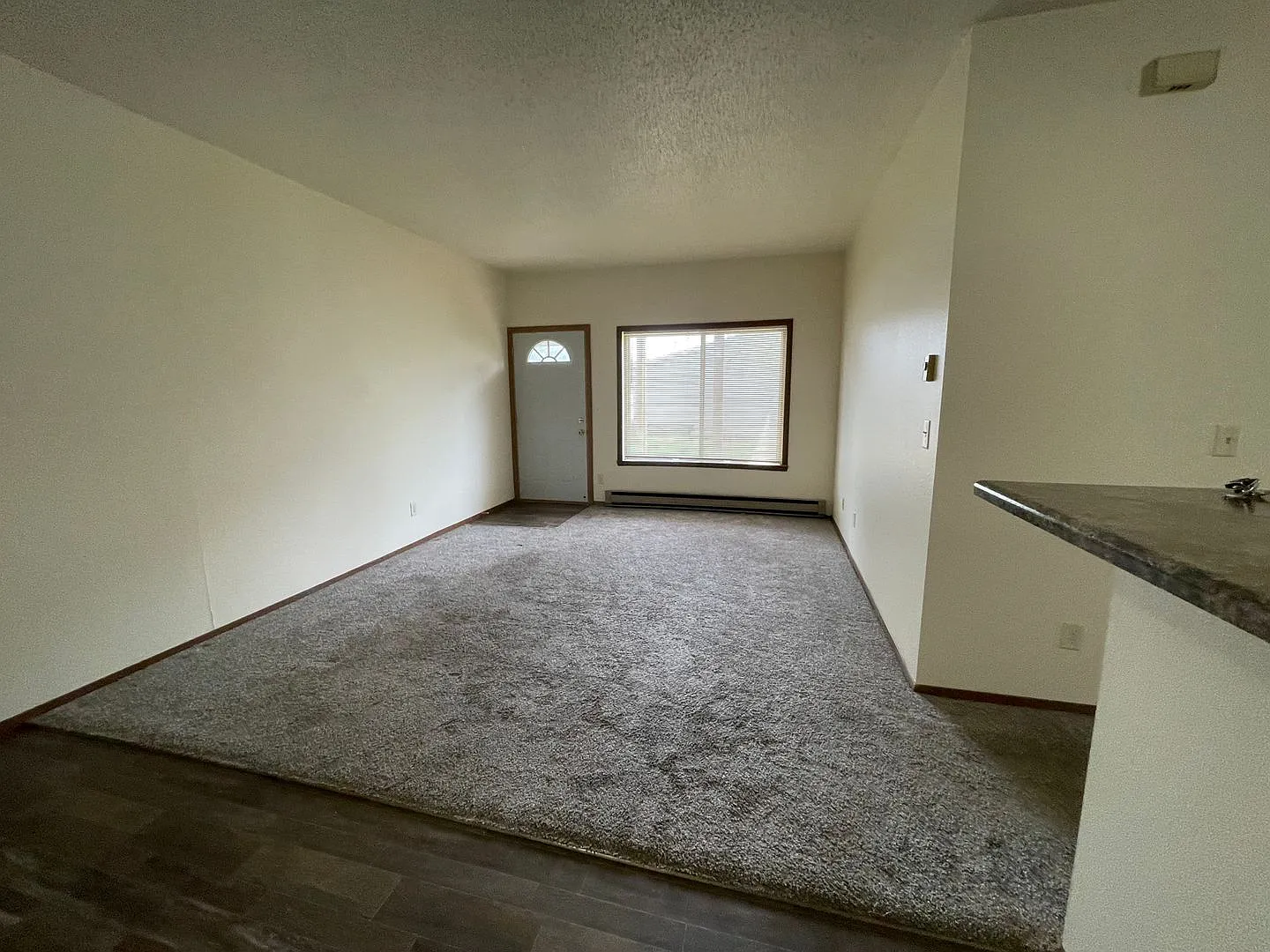 Spacious 3 bedroom, 1 bath Located in West Fargo. — Photo 4