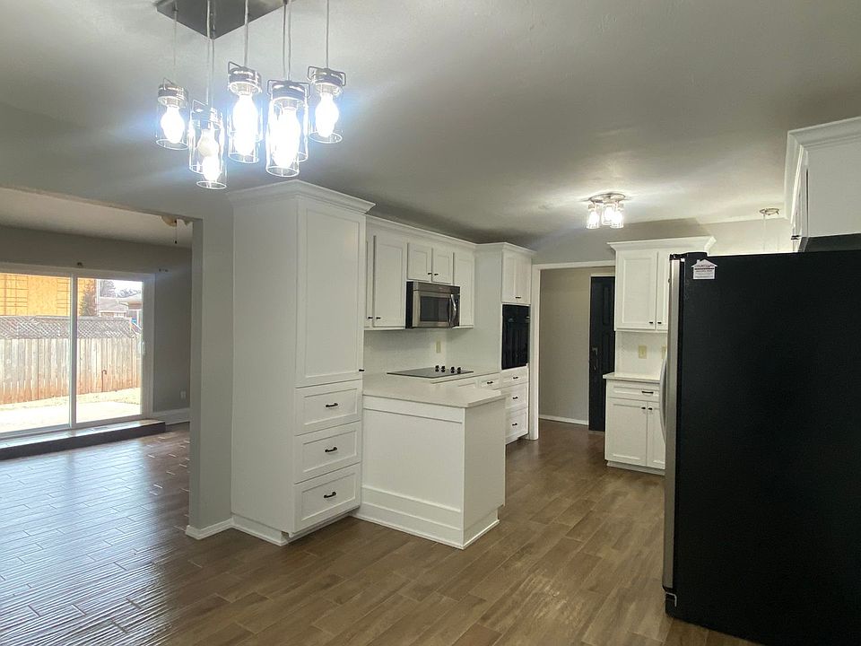 1st image of 3617 NE 142nd Ct