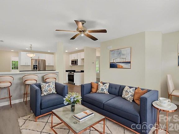 3rd image of 554 Claymon Rd
