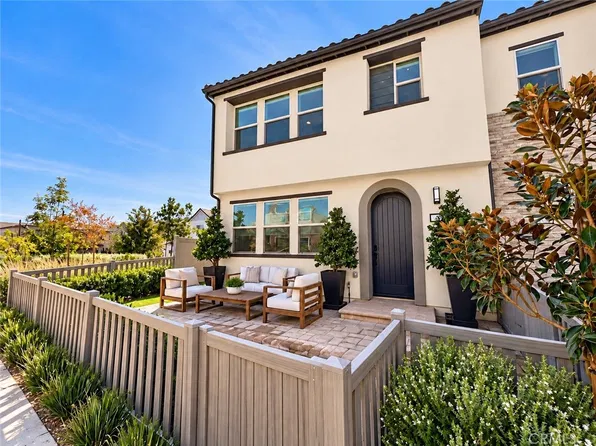 556 Hazel Dr, Ladera Ranch, CA 92694