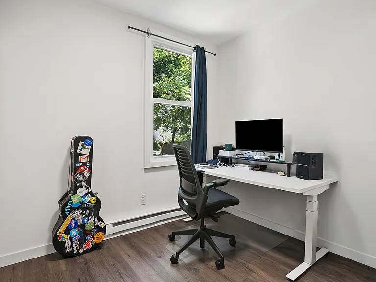 69 Devoe St #2 — Photo 7