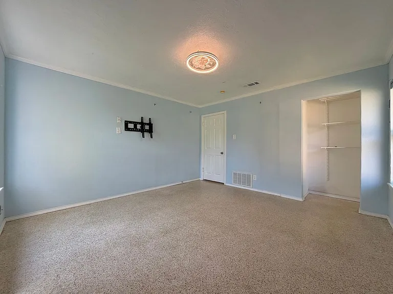 7103 Twin Crest Dr — Photo 23