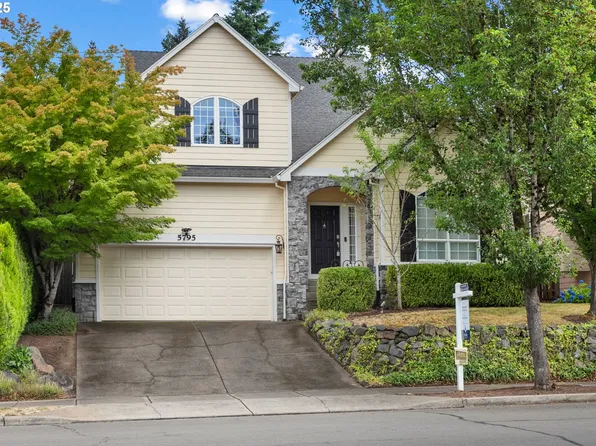 5795 SW Sequoia Dr, Tualatin, OR 97062