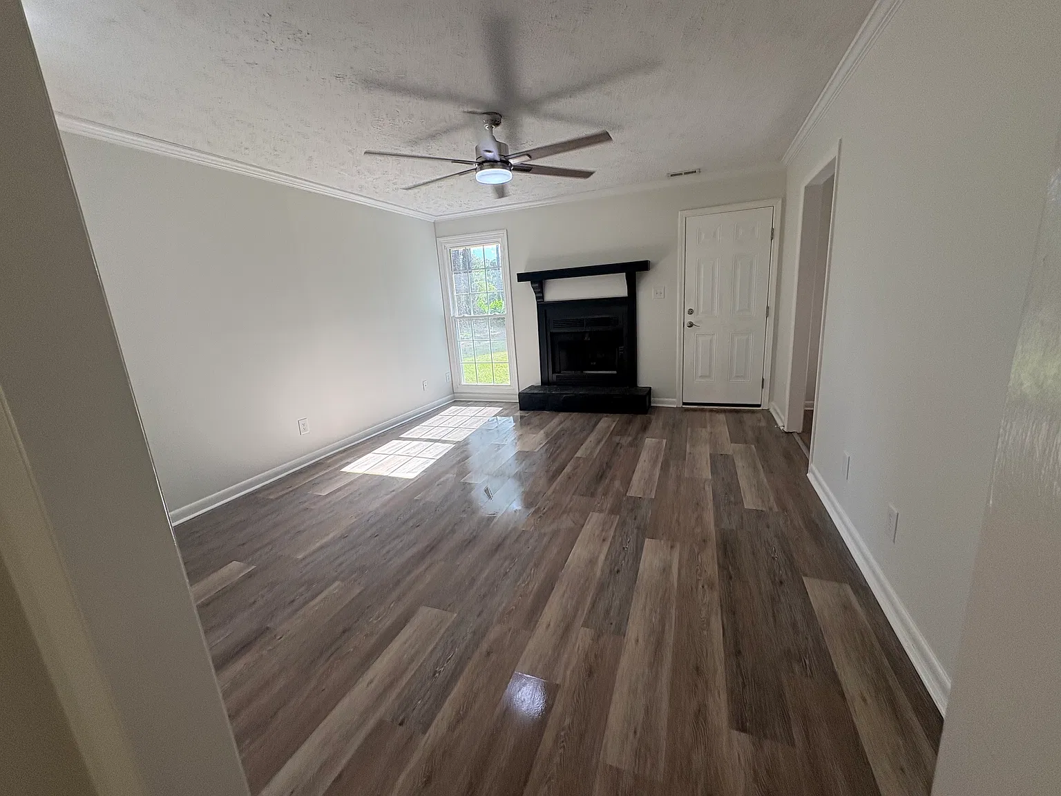 5109 Double Oaks Dr — Photo 2