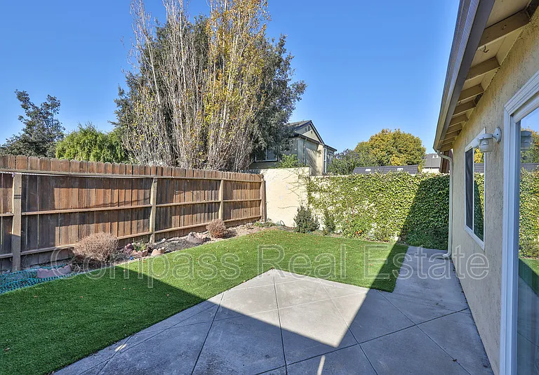 31101 Fredi St — Photo 20