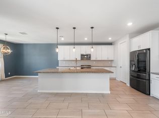 4143 E Sidesaddle Rd, San Tan Valley, AZ 85140