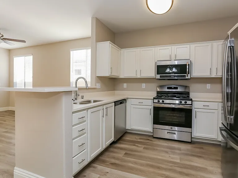 8837 Medicine Wheel Ave — Photo 5