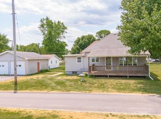 120 N Hickory St, Cullom, IL 60929