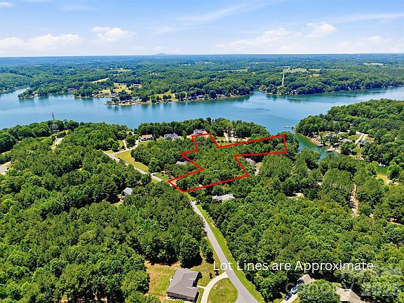 2nd image of 274 Rivercliff Dr