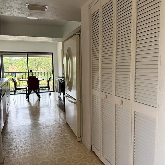 576 Retreat Dr #201 — Photo 27