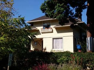 433 18th Ave E, Seattle, WA 98112