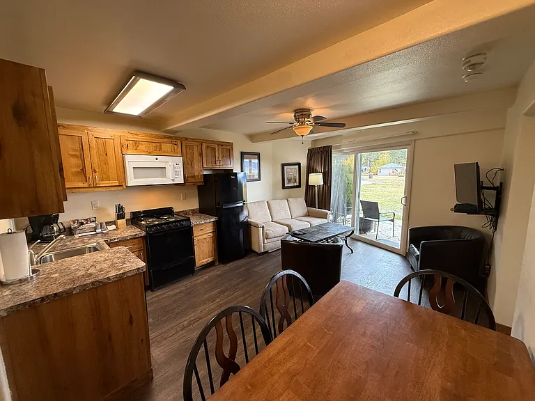 6610 N Lake Blvd #116 — Photo 5