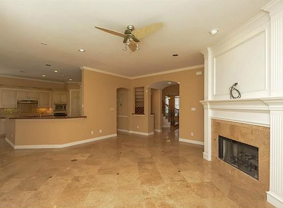 4th image of 5100 Canyongate Dr