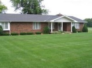 8983 Luann Dr, Demotte, IN 46310