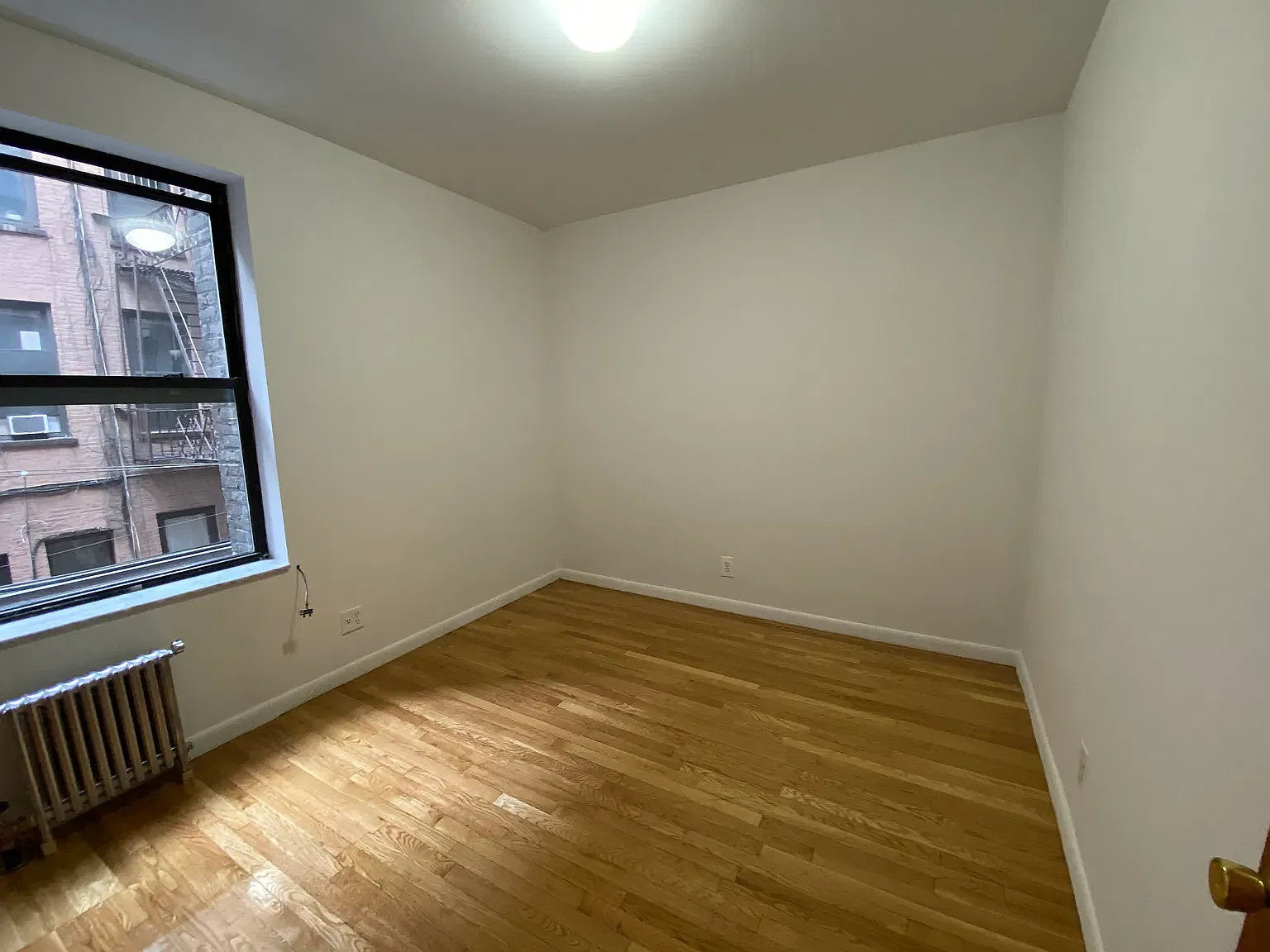 285 Mott Street — Photo 2