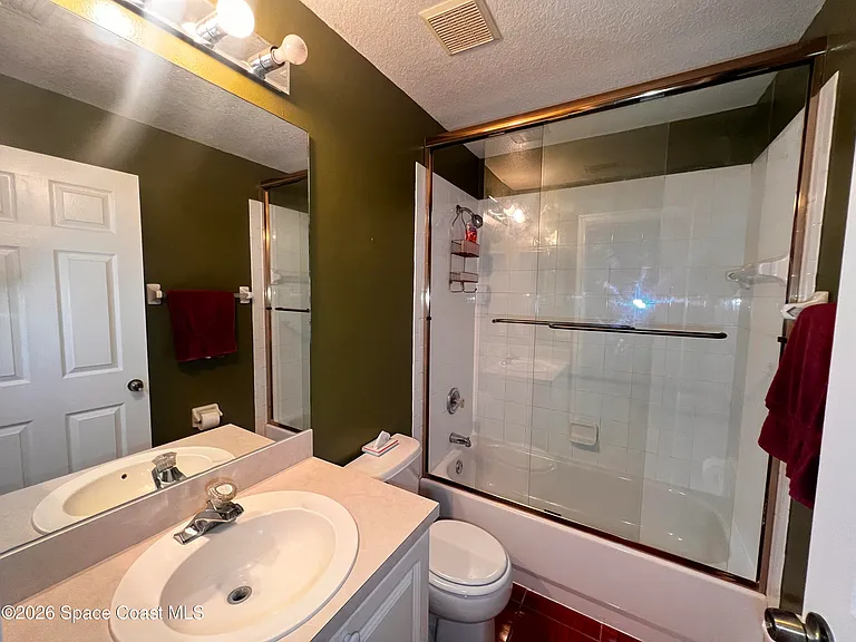 1960 Myrtle Ct NE — Photo 11