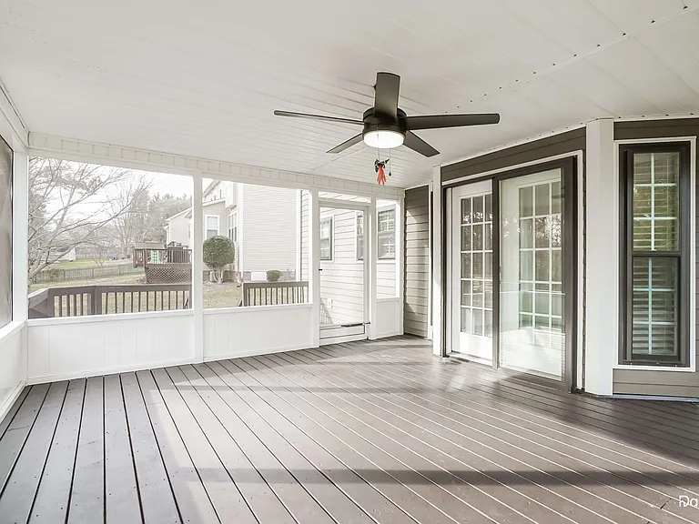 3320 Dairy Point Dr — Photo 14